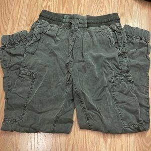 Aerie jogger with pockets on the side